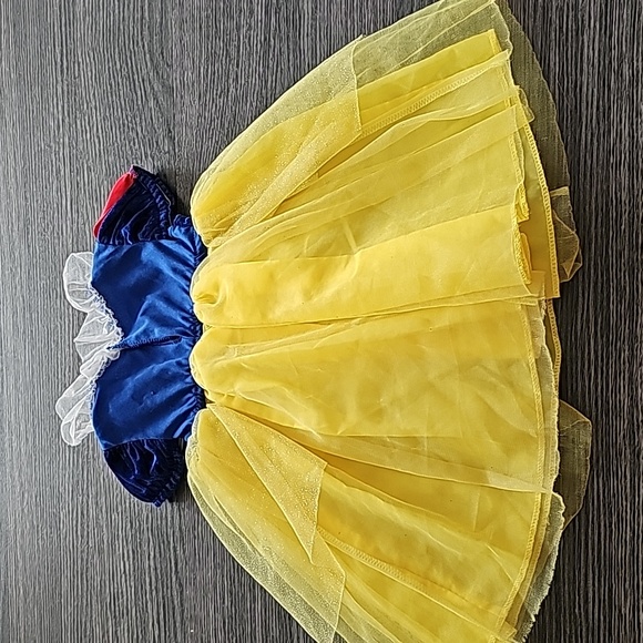 Disney Snow White 12 18 month princess costume world park Halloween EUC EPCOT - Picture 6 of 6